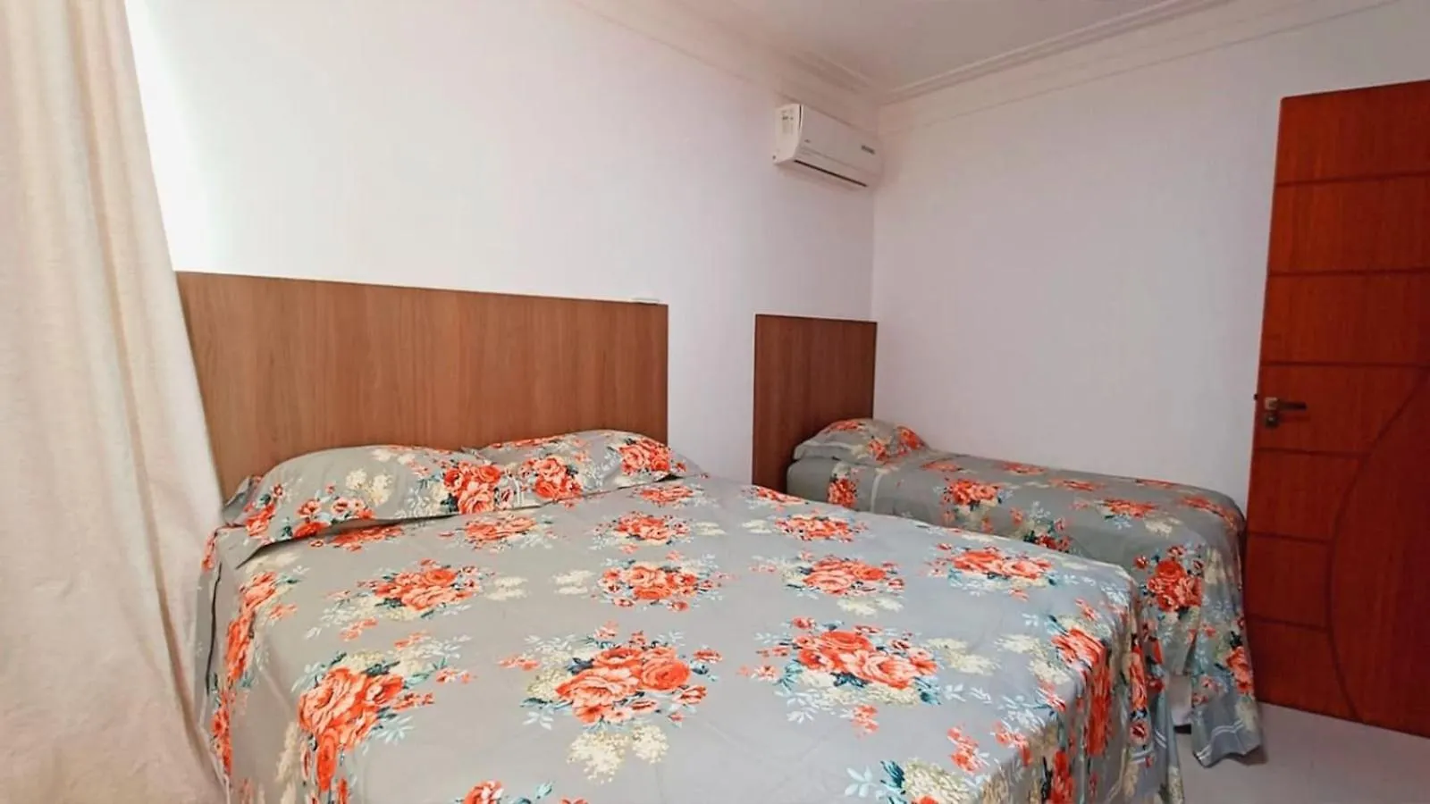 Casa Com 5 Quartos E Area Gourmet Em Condominio Porto Seguro Brazil