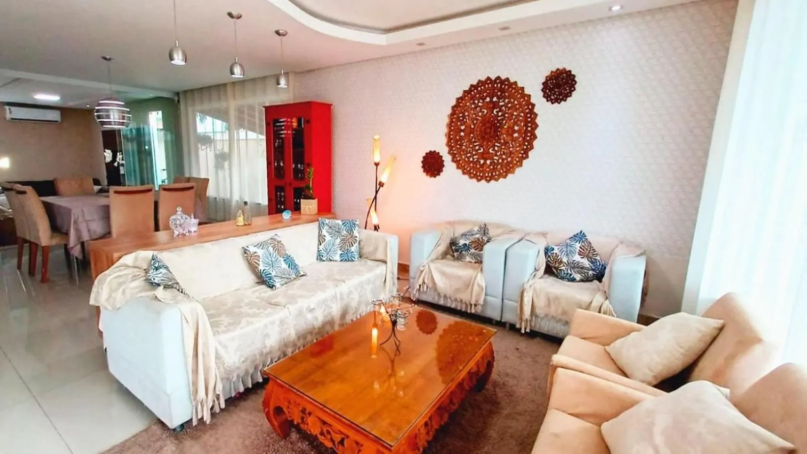 Casa Com 5 Quartos E Area Gourmet Em Condominio Porto Seguro
